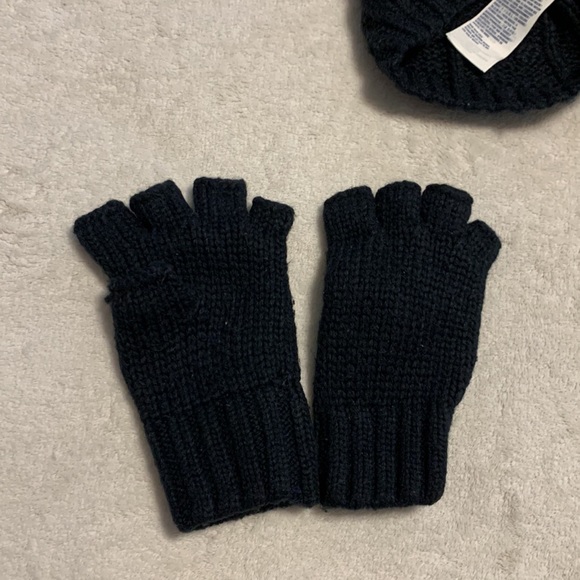 Abercrombie Kids Beanie and Fingerless Glove Set - Picture 6 of 6